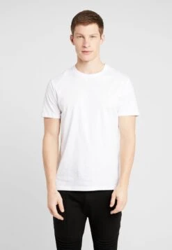 Pier One T-Shirt Basic - White -Herrenbekleidungsgeschäft 09629680fd4c490bb0c8df506a9891fc