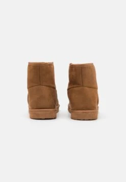 Pier One Stiefelette - Cognac 10 Pier One Stiefelette - Cognac -Herrenbekleidungsgeschäft 1301a6e5f2574aa79dd9eccee9c4dd89