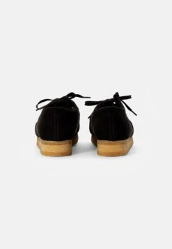 Clarks Originals WALLABEE - Sportlicher Schnürer - Black Vegan -Herrenbekleidungsgeschäft 148c2ba20e134c08a532140600edeb8a