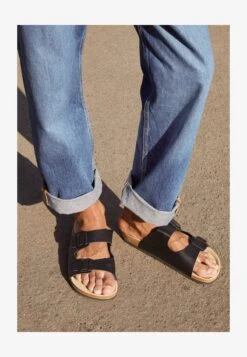 Pier One UNISEX - Hausschuh - Black -Herrenbekleidungsgeschäft 24272c78a40c4e589b9d280fcb0d7a40