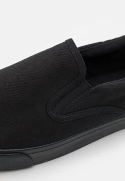 Pier One UNISEX - Slipper - Black 13 Pier One UNISEX - Slipper - Black -Herrenbekleidungsgeschäft 26a1fbd0cc924d46ae2adf4001f75648
