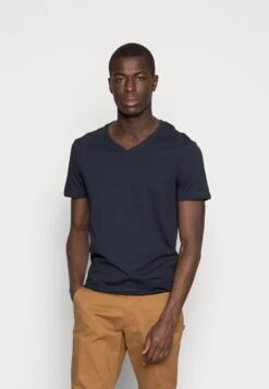 Pier One 5 PACK - T-Shirt Basic - White/blue/black -Herrenbekleidungsgeschäft 4a34d78ca51f42698346376dd60fb2d7