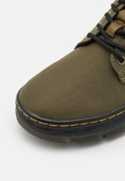 Dr. Martens REEDER UNISEX - Sportlicher Schnürer - Olive -Herrenbekleidungsgeschäft 5eb0059641b94bed9e1527ffad6802ab