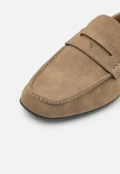 Pier One UNISEX - Mokassin - Beige 13 Pier One UNISEX - Mokassin - Beige -Herrenbekleidungsgeschäft 63ecea7199cf49cbbdcbef186378d3a2