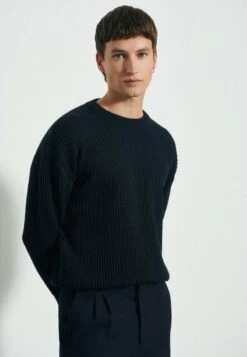Strickpullover - Navy -Herrenbekleidungsgeschäft 766b6c5844af4793bb528d291875a591 1