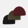 Pier One UNISEX 3 PACK - Mütze - Black/khaki/bordeaux -Herrenbekleidungsgeschäft 87459dbe987649a8aaf826ac5710e03e