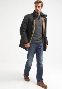 Herrenbekleidungsgeschäft -Herrenbekleidungsgeschäft 87482a31fdb4414d885d5c4c51500d68