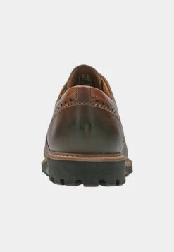Clarks BATCOMBE WING - Schnürer - Brown -Herrenbekleidungsgeschäft 898dad8a80b74101887afd519786f26e