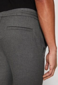 Only & Sons ONSLINUS TAP CROP PANT - Stoffhose - Medium Grey Melange 13 Only & Sons ONSLINUS TAP CROP PANT - Stoffhose - Medium Grey Melange -Herrenbekleidungsgeschäft 953509060949412a803ce2b2fa40b00e