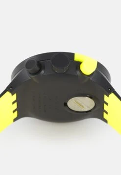 Swatch RACING PLEASURE - Chronograph - Black/yellow -Herrenbekleidungsgeschäft 963a710b2a144b88b80da57966d14415