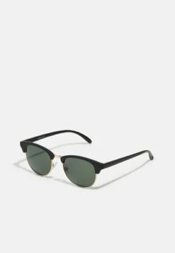 Pier One UNISEX - Sonnenbrille - Black/green 12 Pier One UNISEX - Sonnenbrille - Black/green -Herrenbekleidungsgeschäft 976770d848074e878af97ad7328cddc9 1