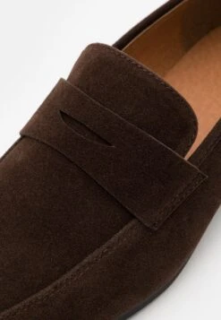 Pier One Business-Slipper - Dark Brown 13 Pier One Business-Slipper - Dark Brown -Herrenbekleidungsgeschäft adb487ce627a49db9251319ed9f14cab