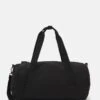 Pier One UNISEX - Sporttasche - Black 1 Pier One UNISEX - Sporttasche - Black -Herrenbekleidungsgeschäft bfd8adb083b74d148c981ccf2273723f