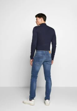 QS By S.Oliver Jeans Slim Fit - Midnight Blue -Herrenbekleidungsgeschäft caa0e00012d3471c8a506870530e02b5