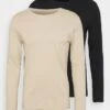Pier One 2 PACK - Langarmshirt - Beige/black 2 Pier One 2 PACK - Langarmshirt - Beige/black -Herrenbekleidungsgeschäft d533123e775a492083ca7a6095e3993b