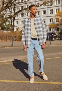 Clarks Originals DESERT BOOT - Sportlicher Schnürer - Sand 11 Clarks Originals DESERT BOOT - Sportlicher Schnürer - Sand -Herrenbekleidungsgeschäft daf0b3091bb1441dbeea9a153e157d92