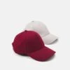 Pier One UNISEX 2 PACK - Cap - Light Grey/berry -Herrenbekleidungsgeschäft dc135ddce2ca4d6ea4c07bf8c622a918